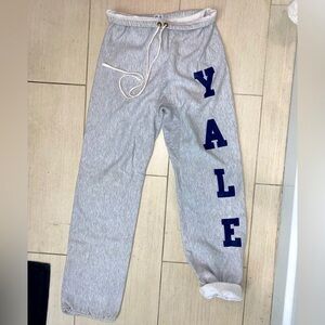 Vintage Champion “YALE” college sweatpants